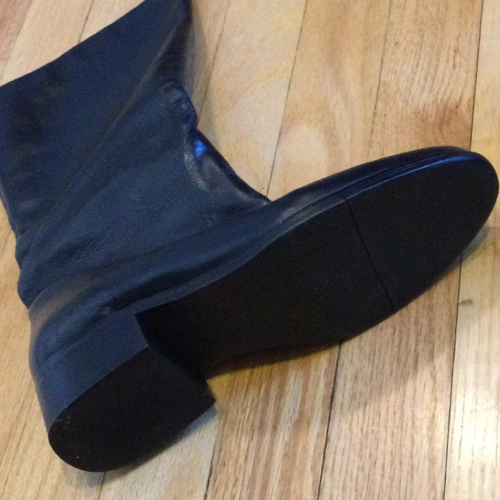 Brazilian Black Leather Boots - Picture 5 of 9